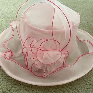 pink derby hat